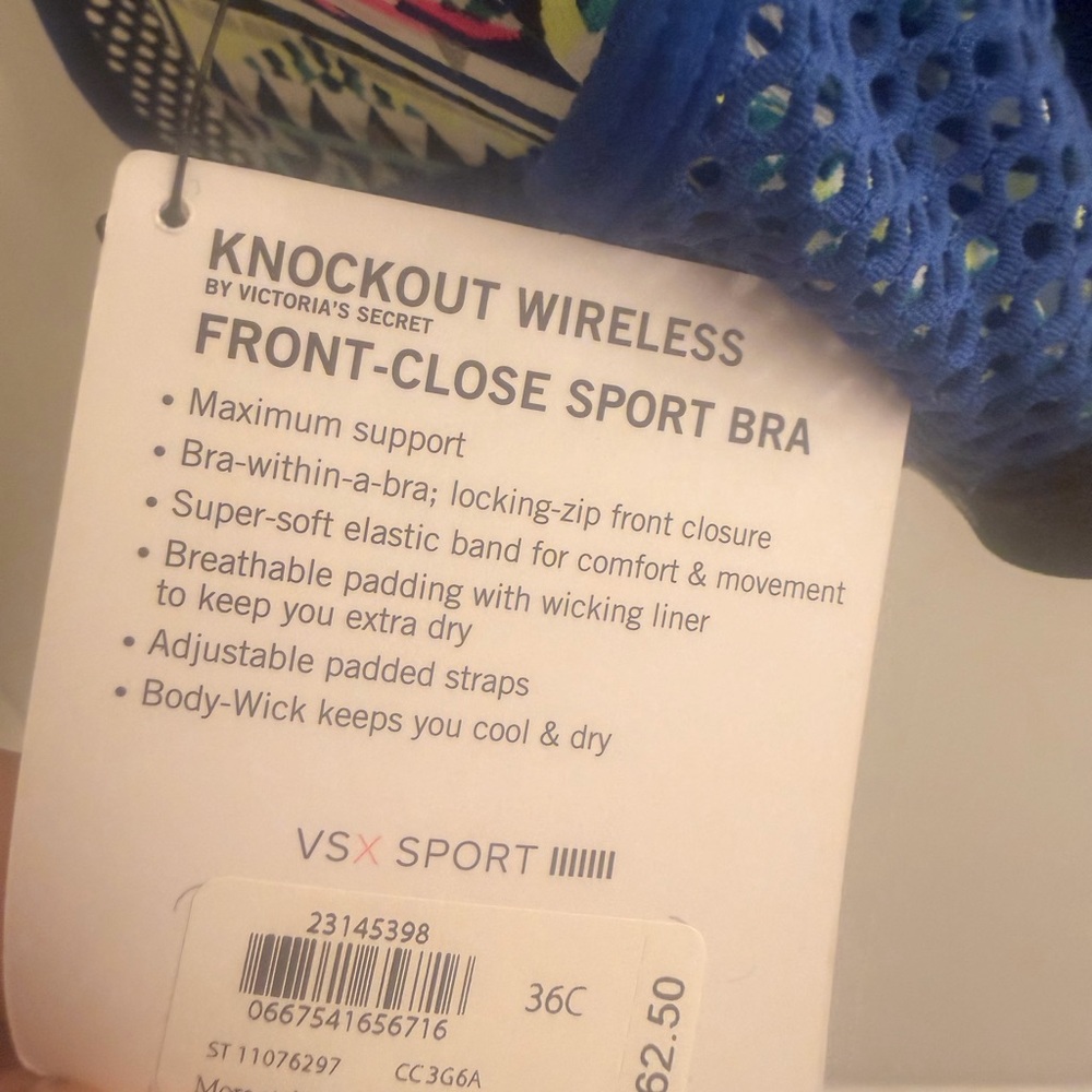 Victoria's Secret Blue Mesh Front-Zip Sports Bra with Patterned Lining - Picture 4 of 5